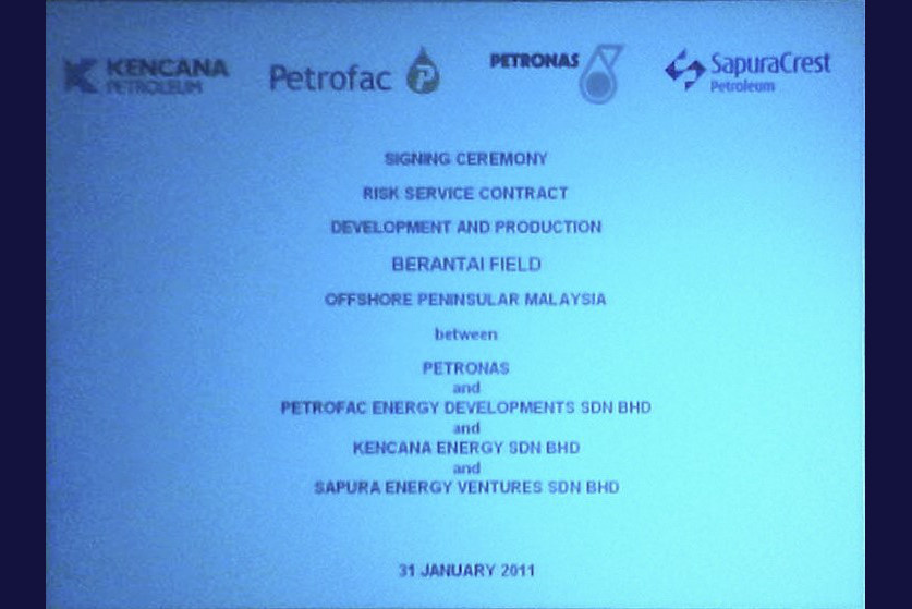 Signing the Berantai Risk Service Contract